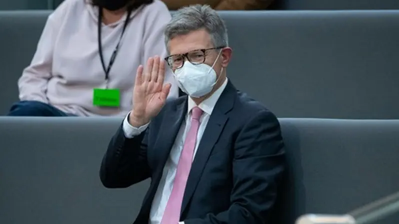 Du hast noch ein paar Stunden, nutzlose Hilfe. Der ukrainische Botschafter beschwert sich über die Haltung Berlins Du hast noch ein paar Stunden, nutzlose Hilfe. Der ukrainische Botschafter beschwert sich über die Haltung Berlins